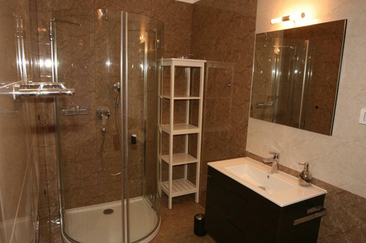 メドゥリンPenthouse No6アパートメント エクステリア 写真