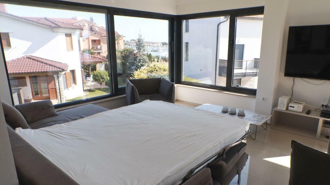 メドゥリンPenthouse No6アパートメント エクステリア 写真