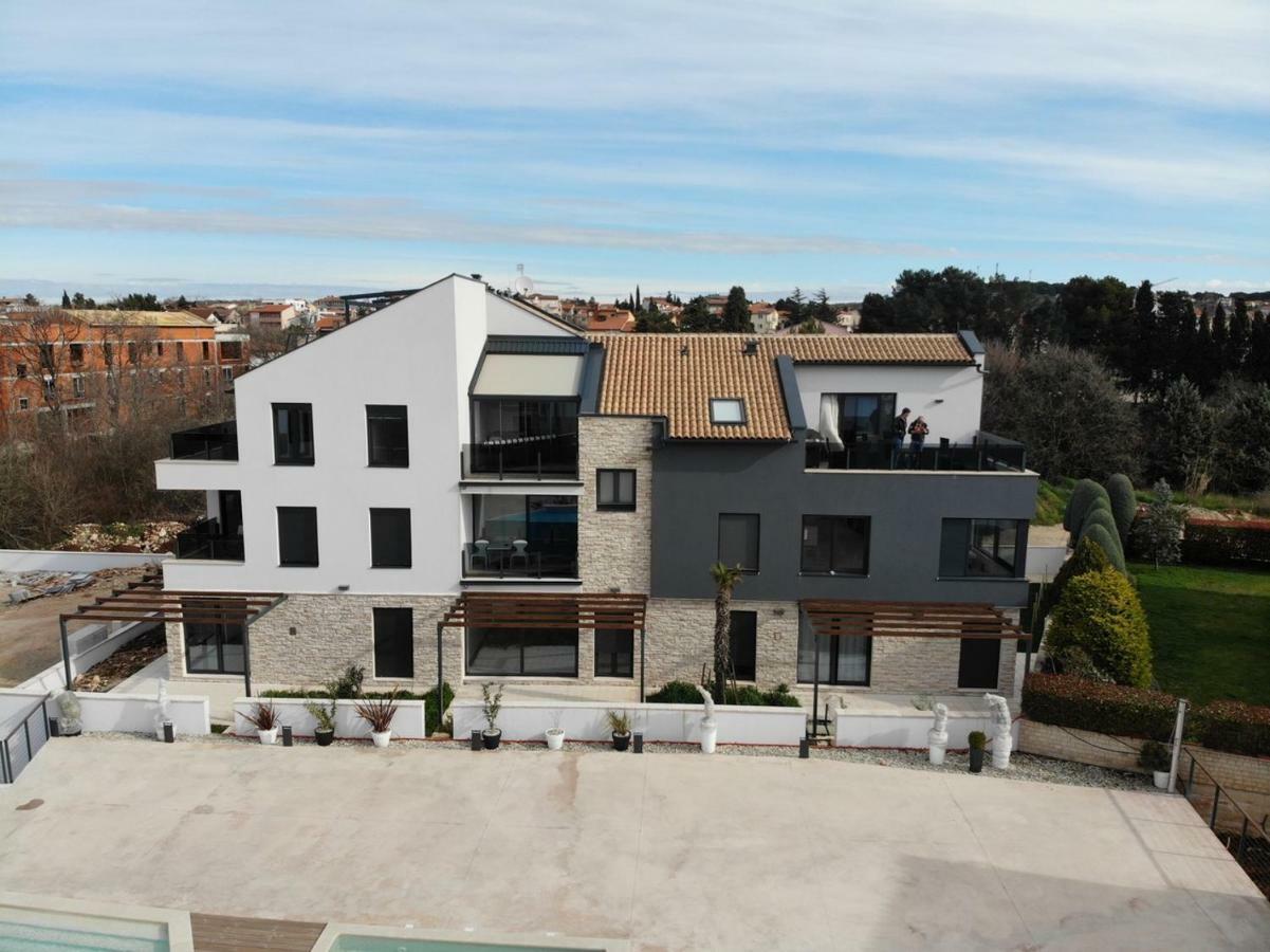 メドゥリンPenthouse No6アパートメント エクステリア 写真